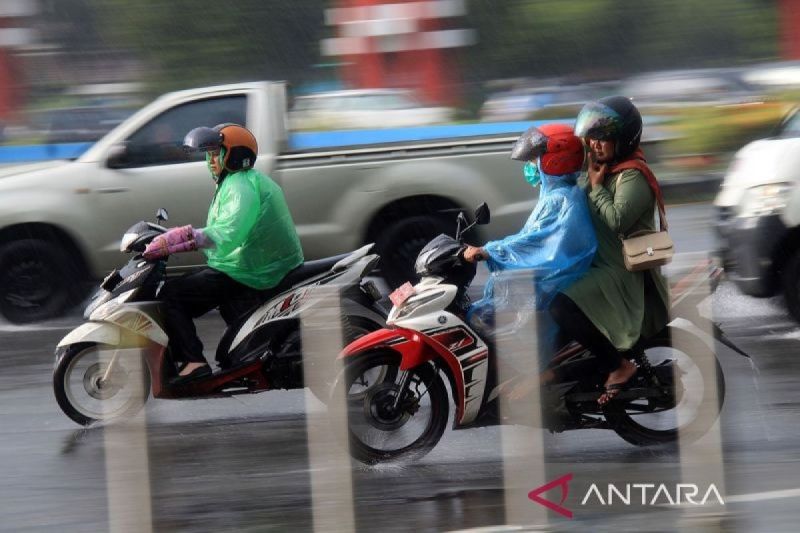 Prakiraan BMKG: Hujan Ringan di Sebagian Besar Ibu Kota Provinsi pada Minggu, 10 November