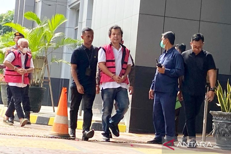 10 Tersangka Korupsi Timah Dilimpahkan ke Kejari Jaksel