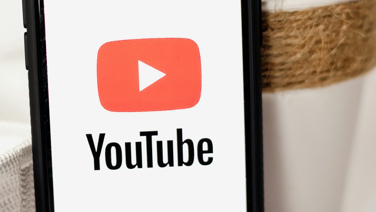 Lirik Lagu 'Yang' lagi Populer di YouTube