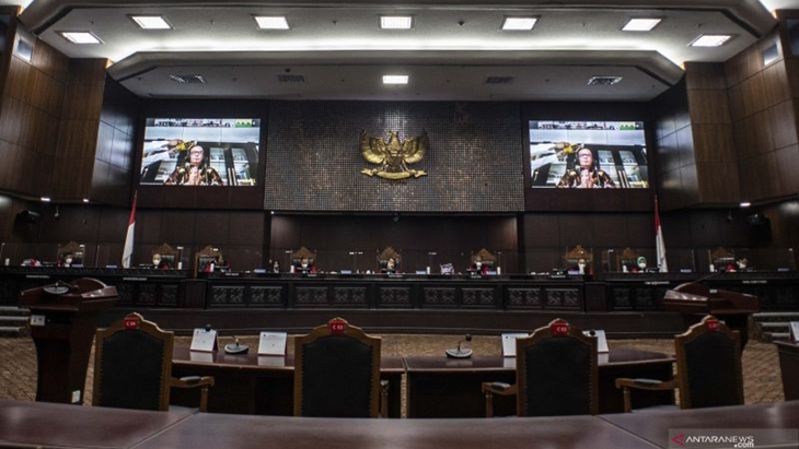 Tanggapi Putusan MK, Pemerintah Tetap Berlakukan UU Cipta Kerja Sambil Diperbaiki