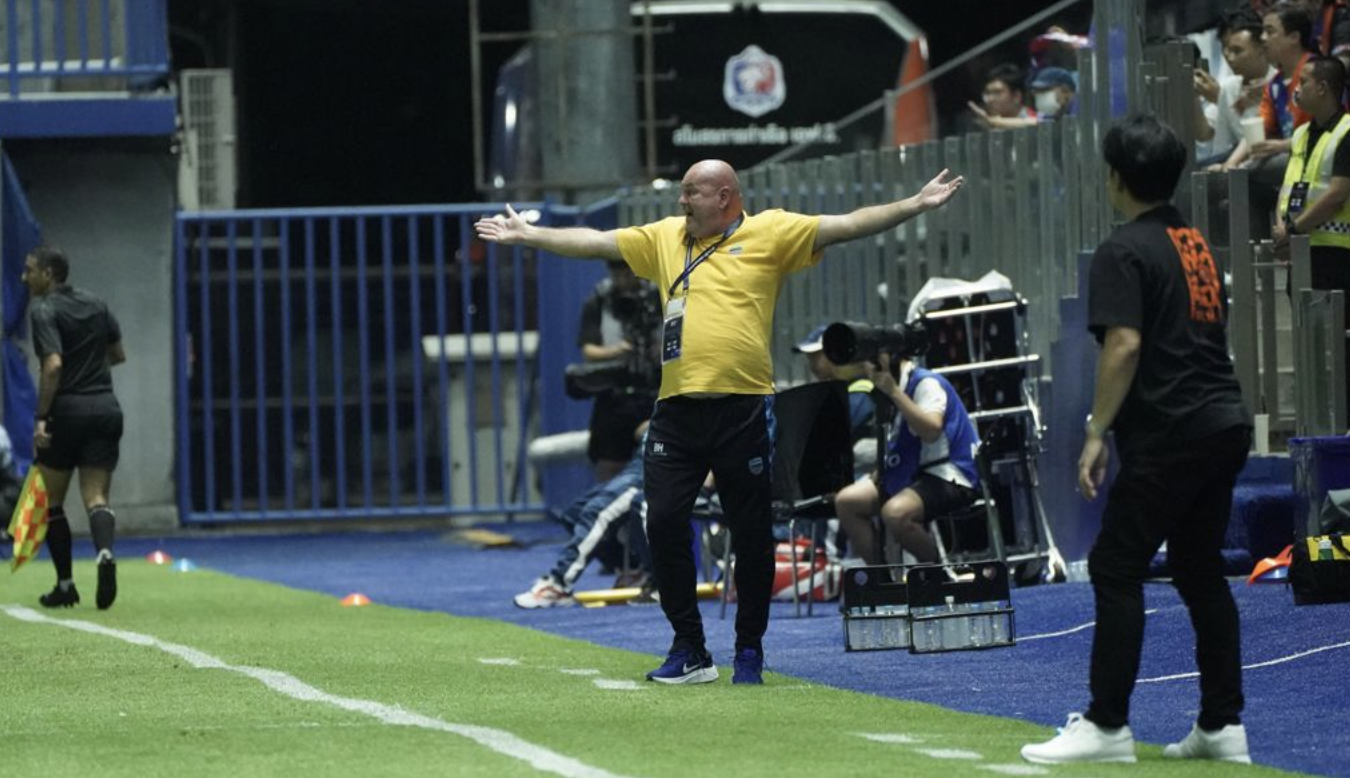 Imbang 2-2 di Kandang Port FC, Performa Persib Mengecewakan Bojan Hodak