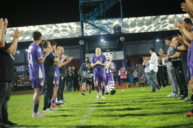 Gantung Sepatu di Persik Kediri, Arthur Irawan Memilih Fokus ke Manajemen