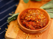 Sambal, Makanan Wajib yang Harus Ada! Pedasnya Bikin Ketagihan