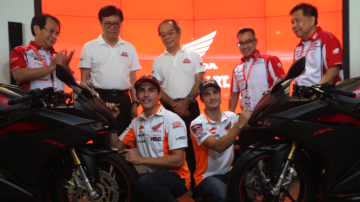Marquez dan Pedrosa Bagi Tips Berkendara dengan Aman