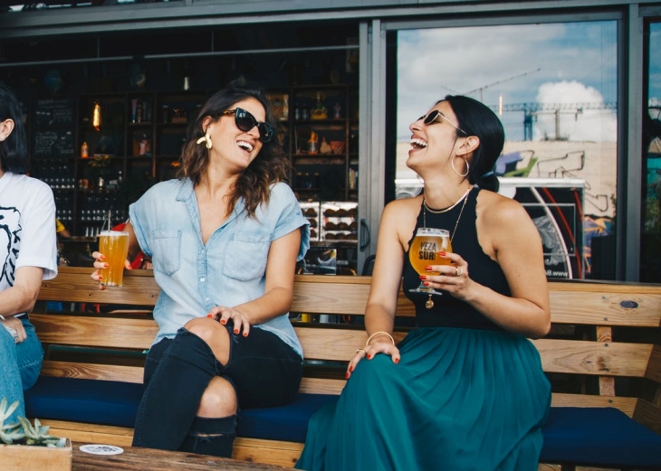 Rising sign lebih mengacu pada bagaimana kamu menunjukkan dirimu kepada dunia atau kepada orang lain yang baru kamu temui (Foto: pexels/elevate)