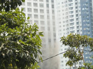 14 Orang Dievakuasi Dari Kebakaran Apartemen Pavilion