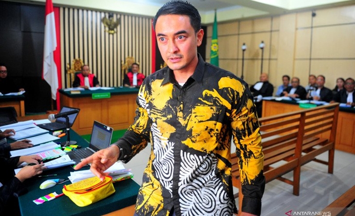 KPK Periksa Zumi Zola Terkait Kasus Suap Ketok Palu