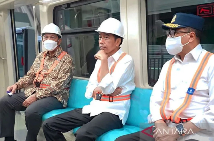 Presiden Jokowi usai Naik LRT Jabodebek: Nyaman, Cepat dan tidak Berisik