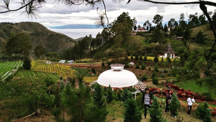 Sapo Juma, Menikmati Danau Toba dengan Cara Lain