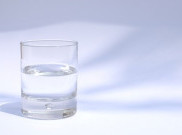 Kebanyakan Minum Air Putih Sebabkan Kematian, Kenali Tanda-Tandanya!