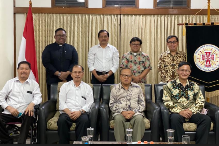 Dirjen Bimas Katolik Diberi Sejumlah Masukan Penting dari Kardinal Ignatius Suharyo