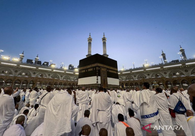 Modus Penipuan Travel Umrah Hanania: Promosi Lewat Selebriti, Eskalasi Timteng Jadi Dalih Pembatalan