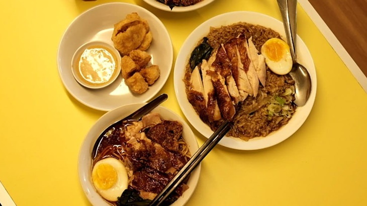Perpaduan Nasi Godog dan Ramen Perkaya Wisata Kuliner Bandung
