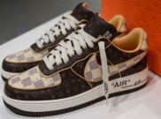 200 Pasang Sneakers Virgil Abloh Terjual Rp358 Miliar