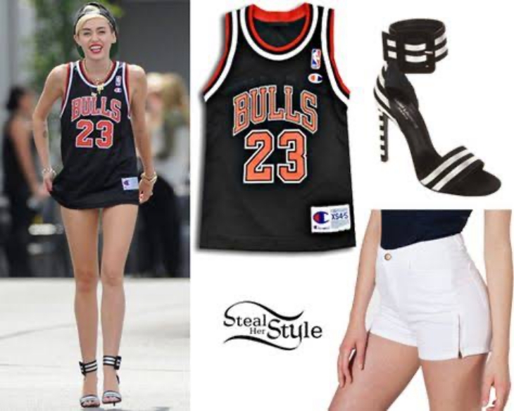 Modis Bermodalkan Jersey Basket