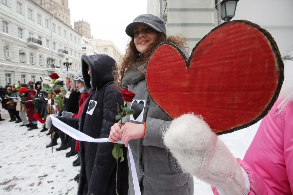 Demo di Russia pada 14 Februari 2021. (Foto Forbes)