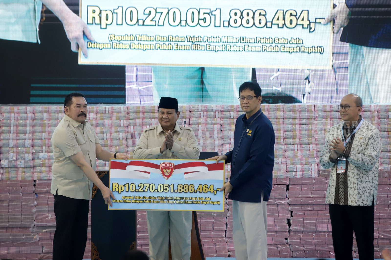 Presiden Prabowo Subianto Saksikan Satgas PKH Serahkan Hasil Penyelamatan Keuangan Negara Rp10,27 Triliun