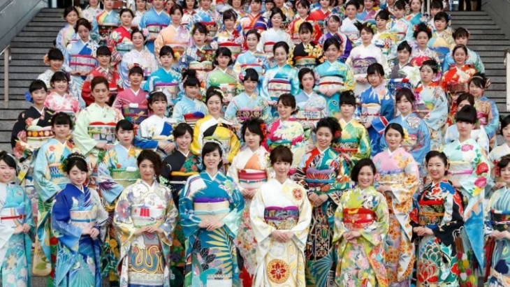 Kolaborasi Budaya Hasilkan Kimono Unik untuk Olimpiade Tokyo 2020