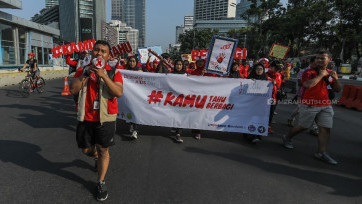 Peringatan Hari AIDS Sedunia di CFD Jakarta