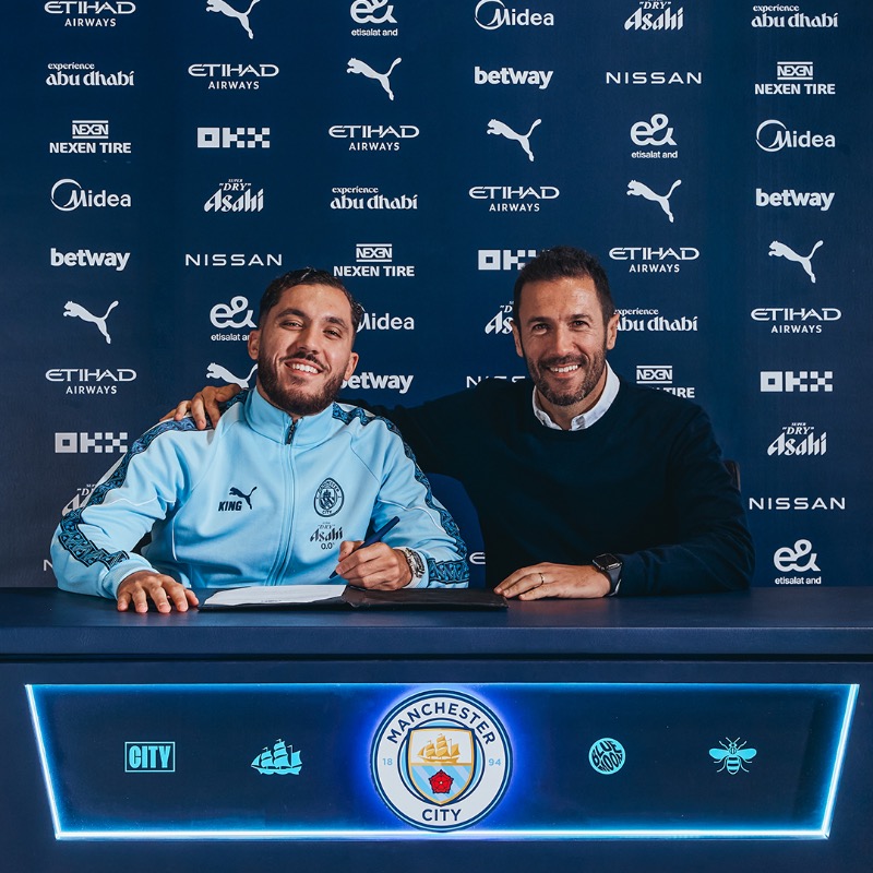 Manchester City Resmi Ikat Rayan Cherki dengan Kontrak Lima Tahun