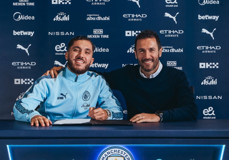 Manchester City Resmi Ikat Rayan Cherki dengan Kontrak Lima Tahun