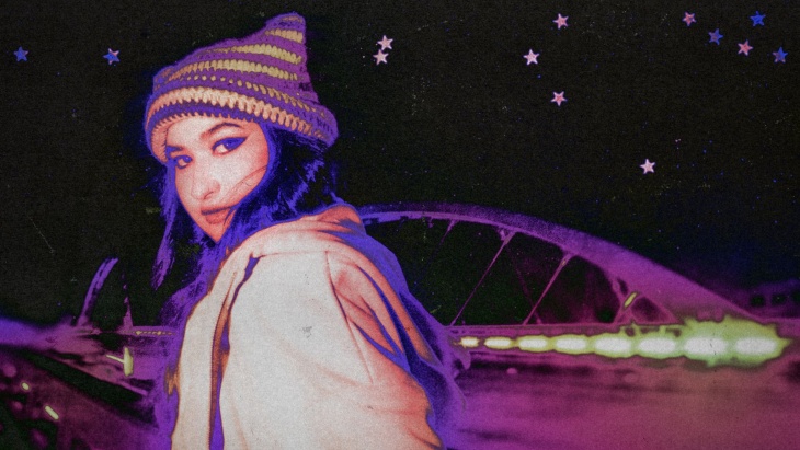 Stephanie Poetri Bicara Zodiak dalam 'Astrologically Illogical'