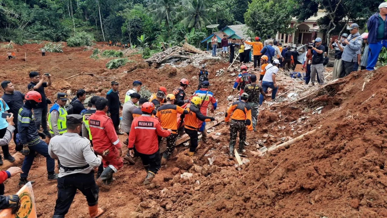 Update: Korban Bencana di Aceh, Sumut, dan Sumbar Capai 744 Orang, 551 Masih Hilang