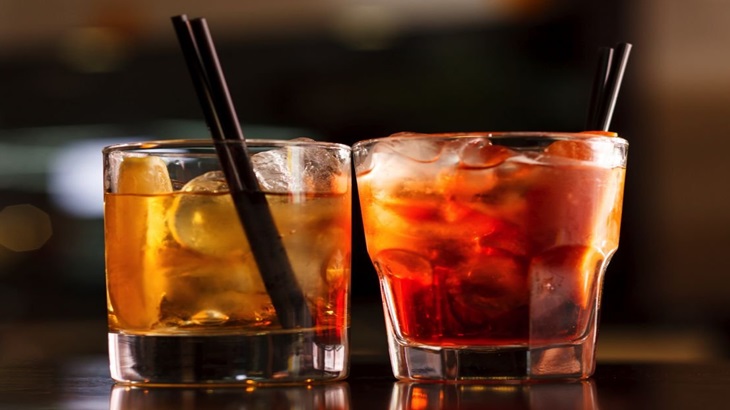 Koktil Rum untuk Makan Malam Berdua? Mengapa Tidak?