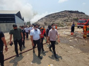 Kebakaran 2 Hektare TPA Putri Cempo, Jateng Minta Bantuan Water Bombing