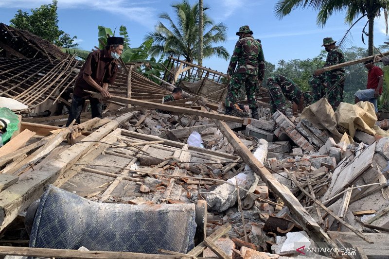 Kerusakan gempa di Malang. (Foto: Antara)