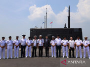 Sejarah Baru, Kapal Selam AL Rusia Pertama Kali Bersandar di Tanjung Perak