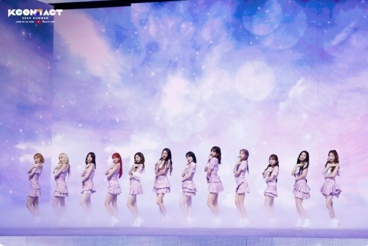 Idol K-Pop Anti Tumbang Meski Diterjang Skandal