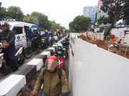 Pemprov DKI Mulai Bangun JPO di Jalan Warung Jati Barat Pejaten Jaksel