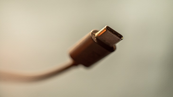 Uni Eropa Menjadikan USB-C Sebagai Standar Pengisian Daya Umum