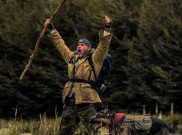 'Heart of The Beast' Dibintangi Brad Pitt, Kisah Bertahan Hidup di Tengah Alam Ekstrem Alaska