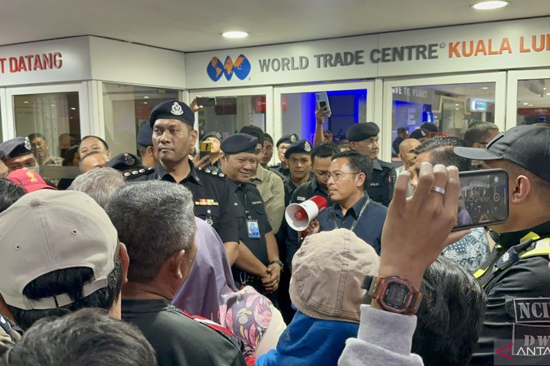 Ada Penumpukan Massa, KPU Klaim Pencoblosan di Kuala Lumpur Berjalan Lancar