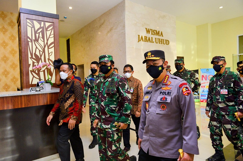 Panglima TNI dan Kapolri. (Foto: Antara)