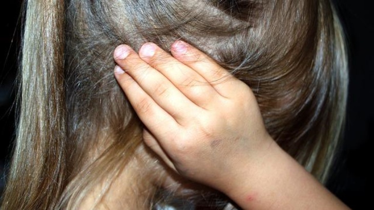 Anak seringkali menjadi korban dari trauma orangtua yang belum sembuh. (Foto: Pixabay/Counselling)