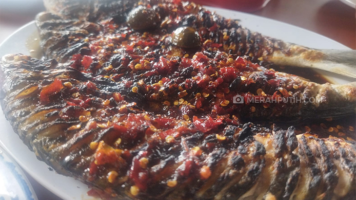 Pedas, Manis, dan Asam Bandeng Kropok Khas Semarang 