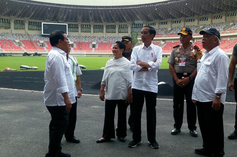 Jelang Pembukaan PON, Jokowi Resmikan Gedung Istora Bangkit