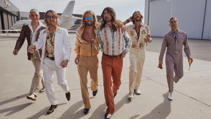 Foo Fighters Mendadak Rilis Album Disko
