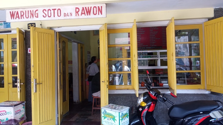 Nasi Rawon di Kiroman, Rasanya Menggelitik Lidah