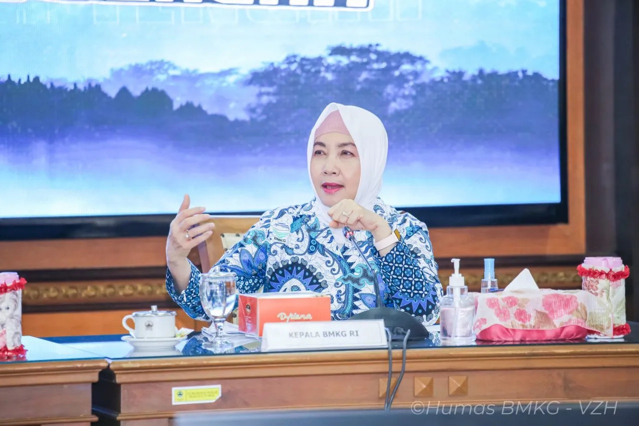 BMKG Warning 'Bencana Basah' Jelang Masuk Bulan November, Masyarakat di Daerah-Daerah Ini Diminta Waspada