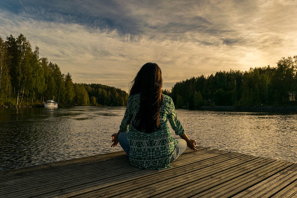 Yoga (Sumber: Pixabay/leninscape )