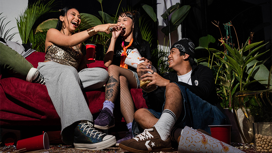 Converse Sambut Musim Liburan Akhir Tahun dengan Koleksi Terbaru, Gaya Maksimal di Segala Perayaan