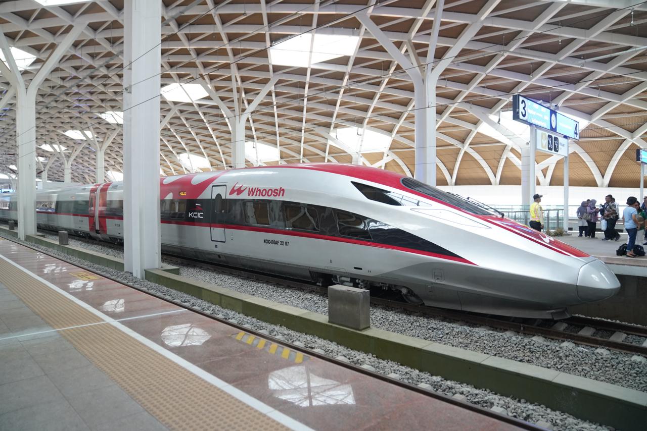 Libur Tahun Baru Islam 2025, Penumpang Kereta Cepat Whoosh Tembus 25 Ribu Orang