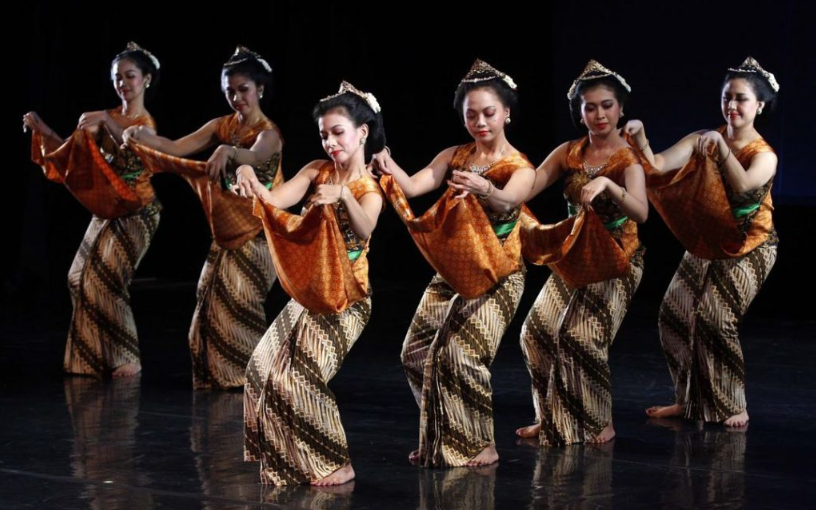 Tari Serimpi