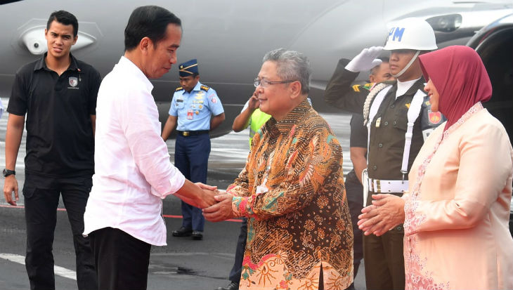 Awali Kunker di Semarang, Presiden Jokowi dan Iriana Santap Soto Ayam