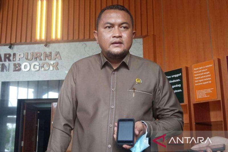 Ada Telur Busuk di Paket Bansos, Ketua DPRD Bogor Minta Aparat Selidiki