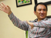 Emosi Kader Demokrat Dibajak, Andi Arief Sindir Hasto Dendam Tidak Jadi Menteri